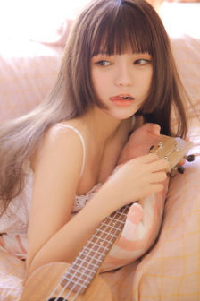 女明星泳装